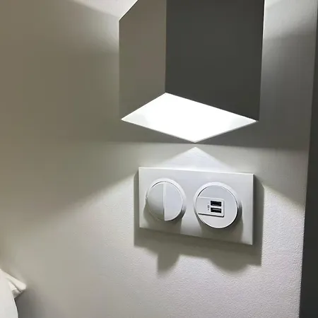 Modern Near Pantheon Párizs