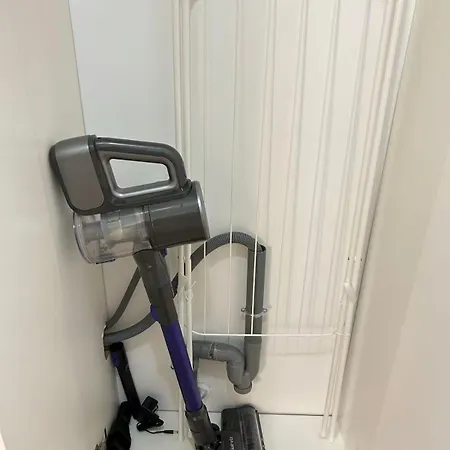 아파트 Modern Near Pantheon *